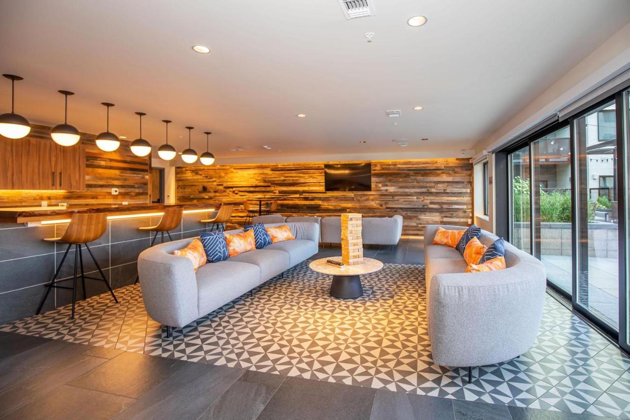 Colorado Springs Luxurious Unit With Mountain View Apartment Екстериор снимка