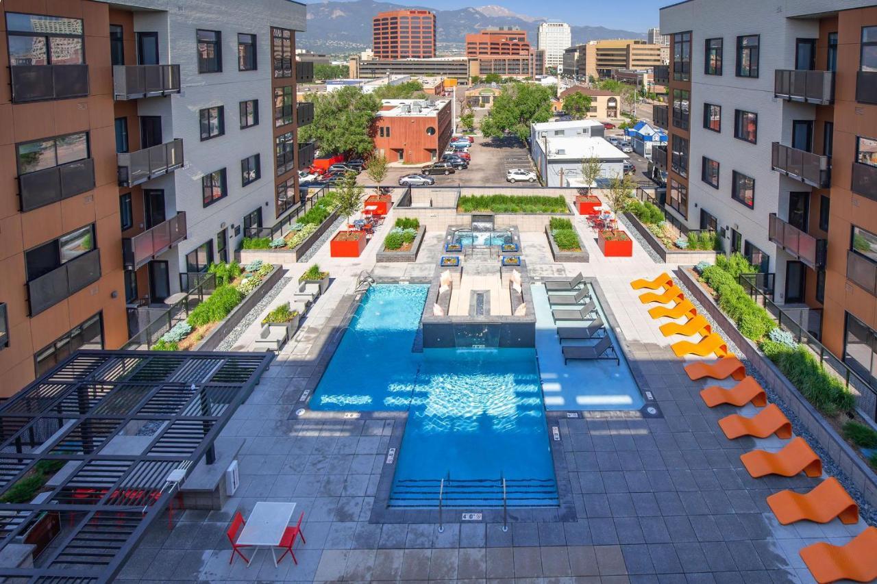 Colorado Springs Luxurious Unit With Mountain View Apartment Екстериор снимка