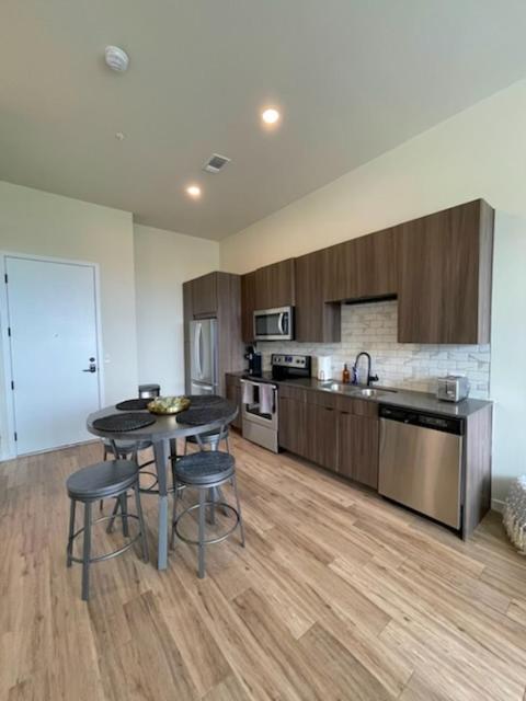 Colorado Springs Luxurious Unit With Mountain View Apartment Екстериор снимка