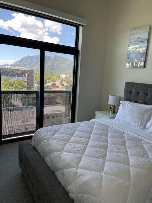Colorado Springs Luxurious Unit With Mountain View Apartment Екстериор снимка